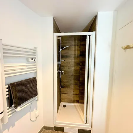 Terra Cotta 1er étage Appartement *